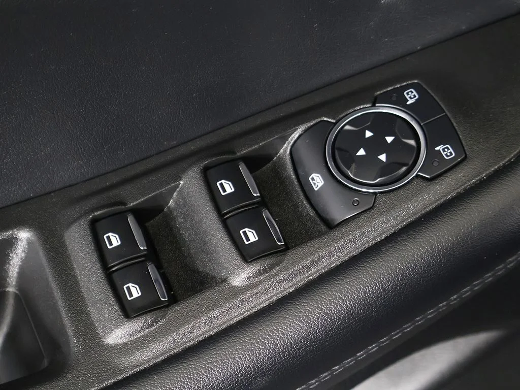 Used 2024 Gray Ford SEL image 36