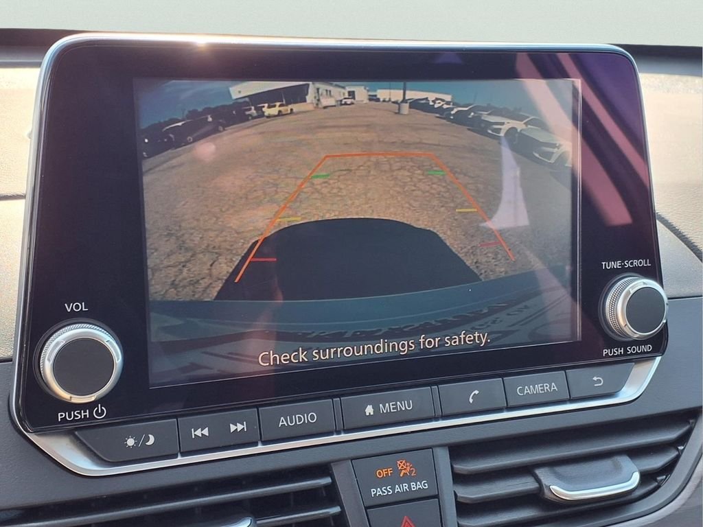 2025 Nissan Altima SV - Photo 11