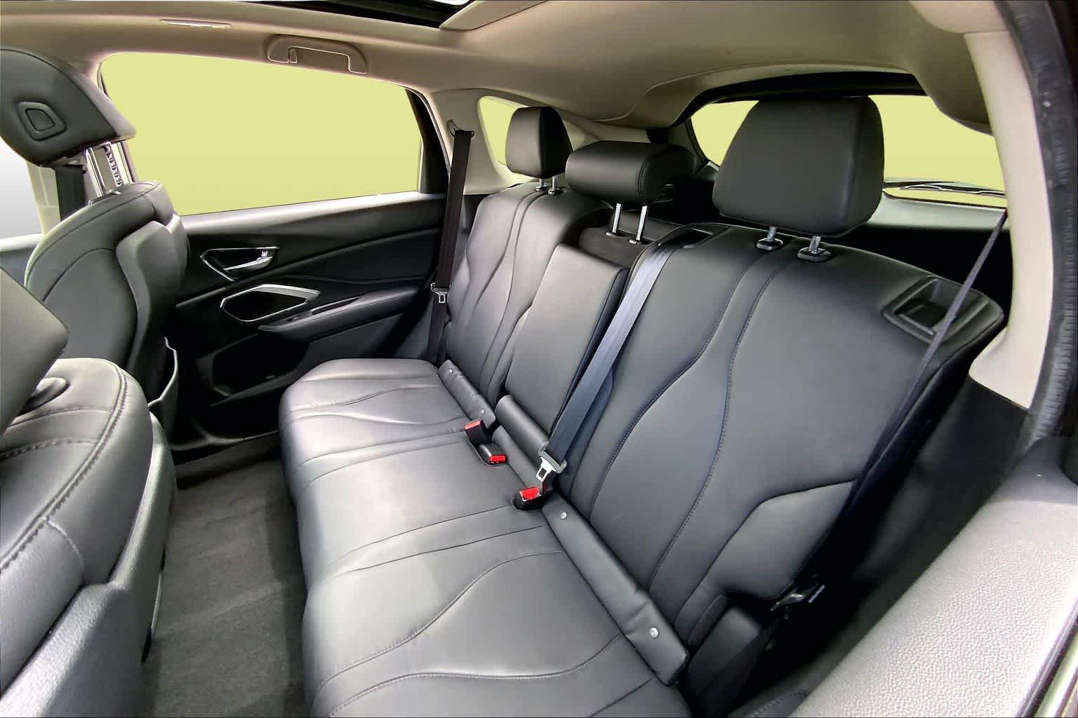 Used 2019 Majestic Black Pearl Acura  image 20