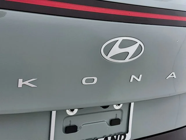 New 2027 Green Hyundai SEL Sport image 23