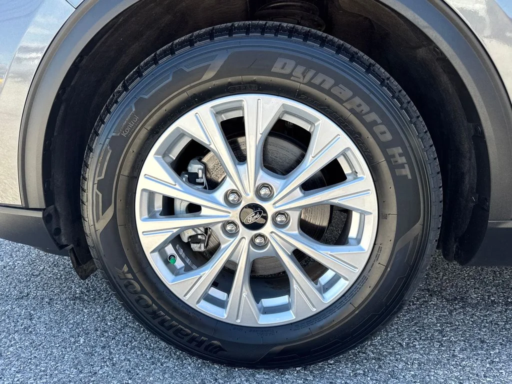 Used 2023 Gray Ford Active image 27