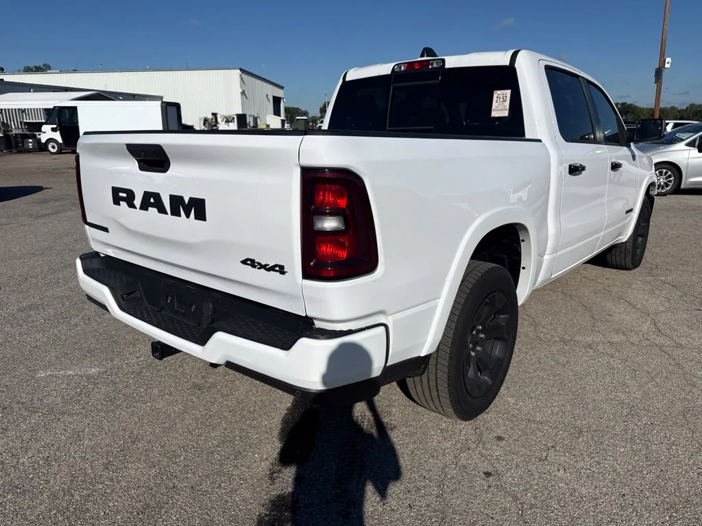 Used 2025 White Ram Big Horn/Lone Star image 5