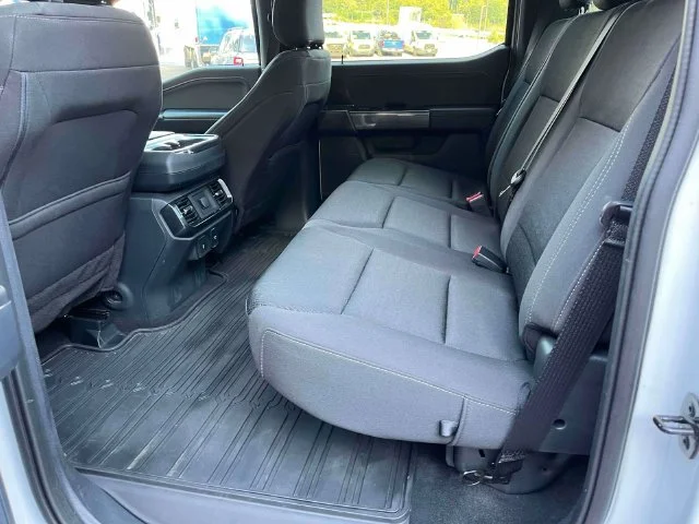 Certified Used 2023 Oxford White Ford XLT image 19