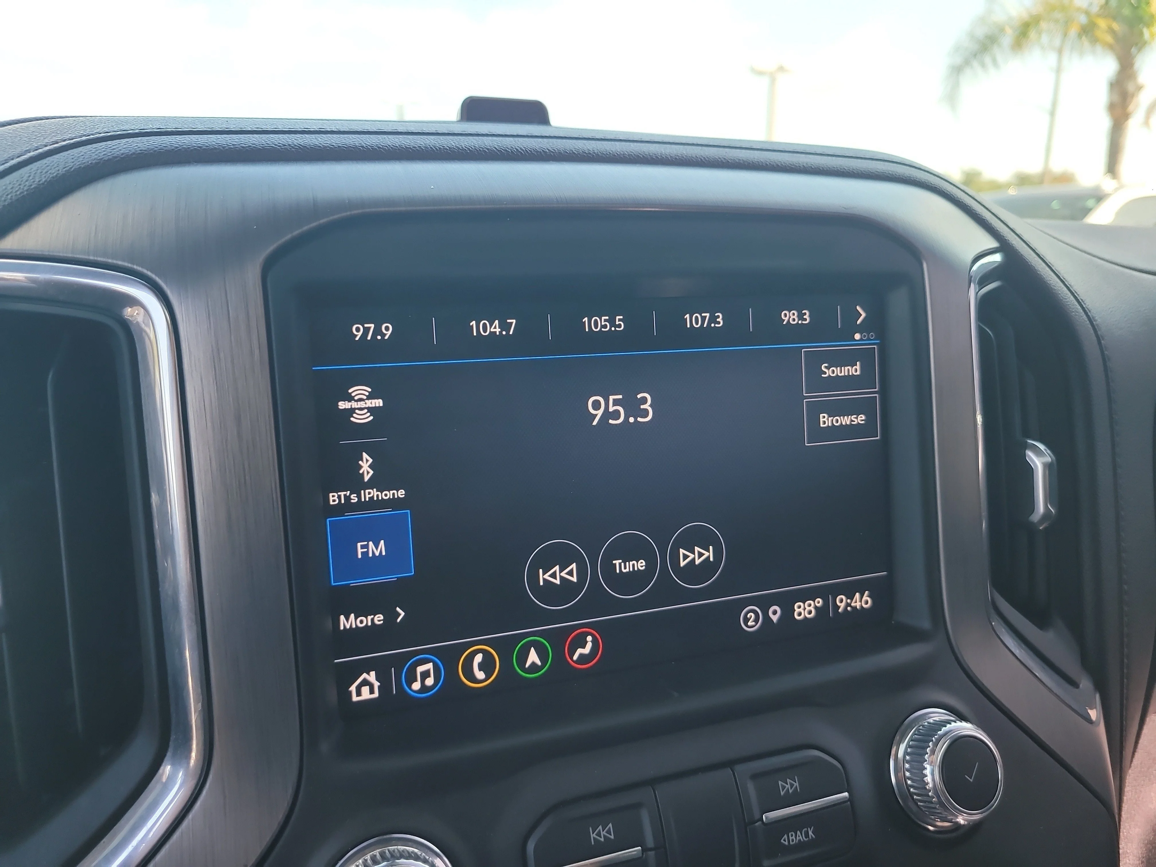 Used 2022 Onyx Black GMC Denali image 23