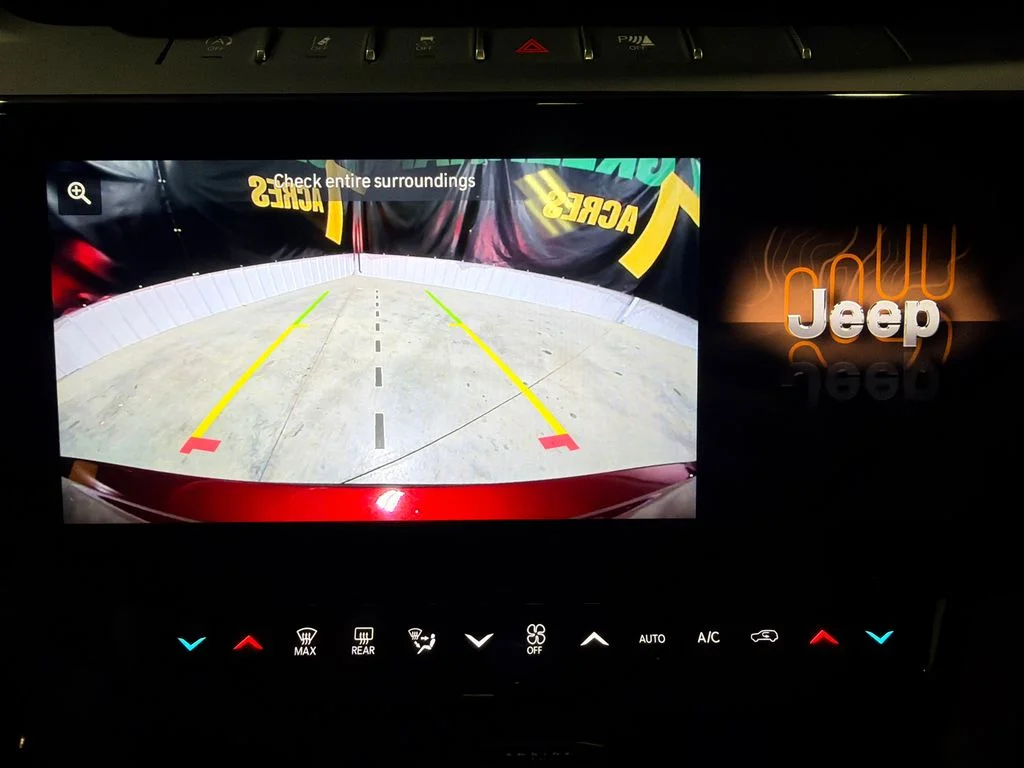 New 2026 Velvet Red Pearl-Coat Exterior Paint Jeep Laredo Altitude image 27