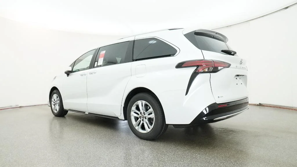 New 2026 Wind Chill Pearl Toyota Limited image 4