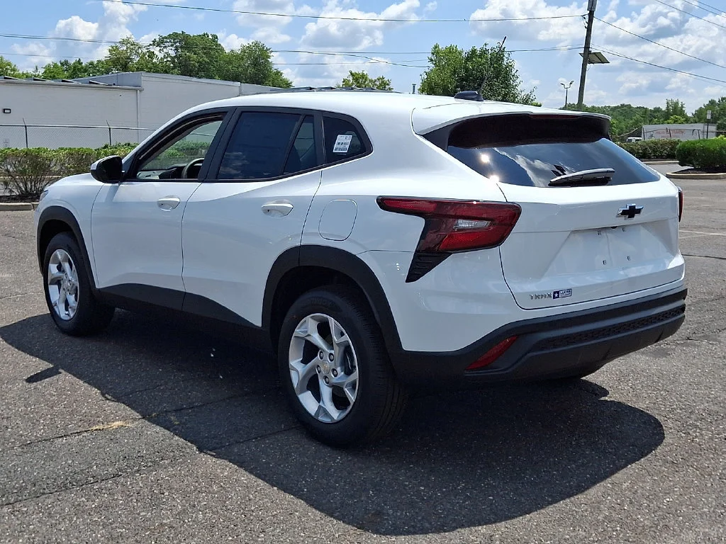 New 2026 Summit White Chevrolet LS image 6