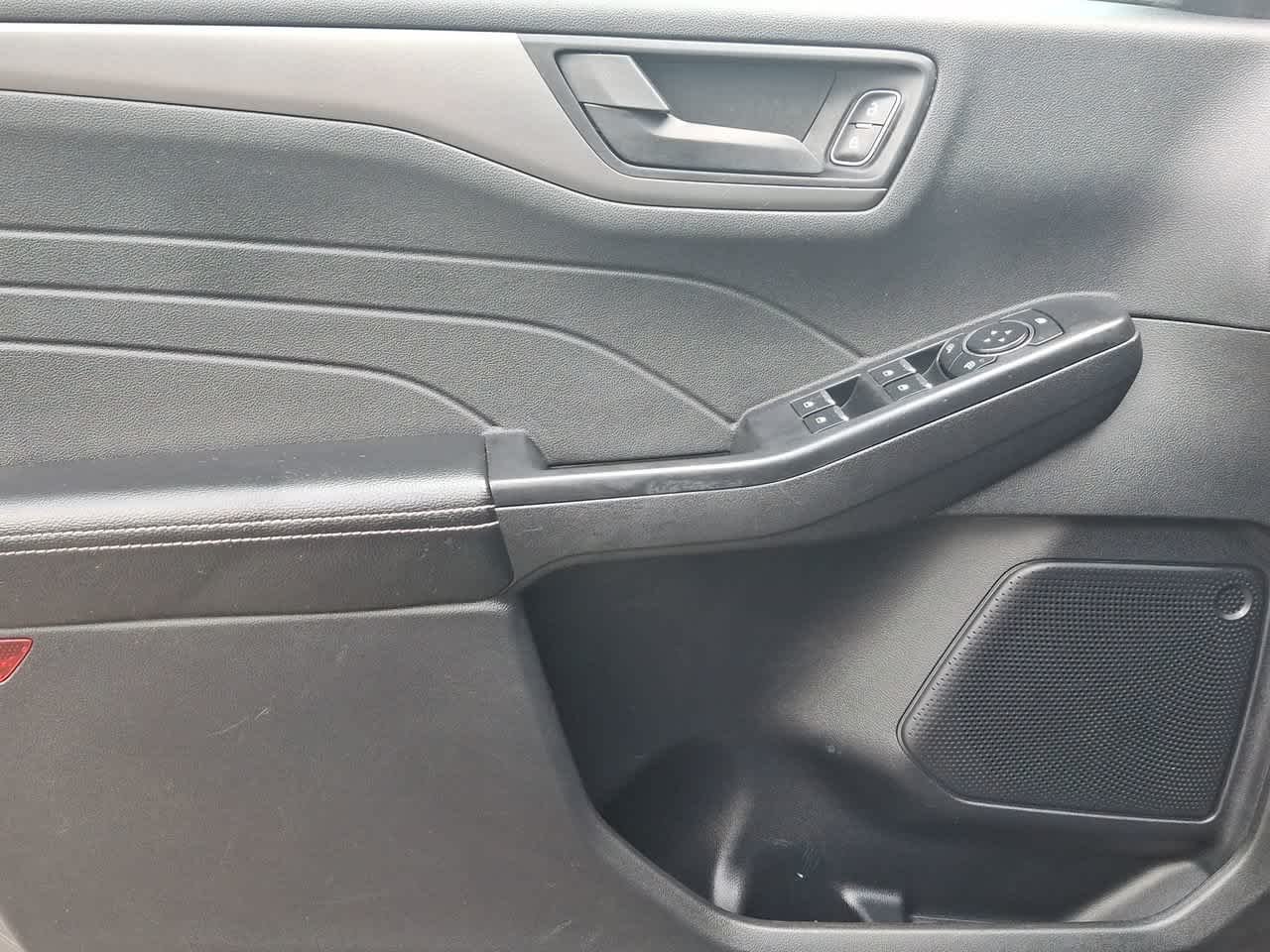 Used 2025 Carbonized Gray Metallic Ford Active image 18