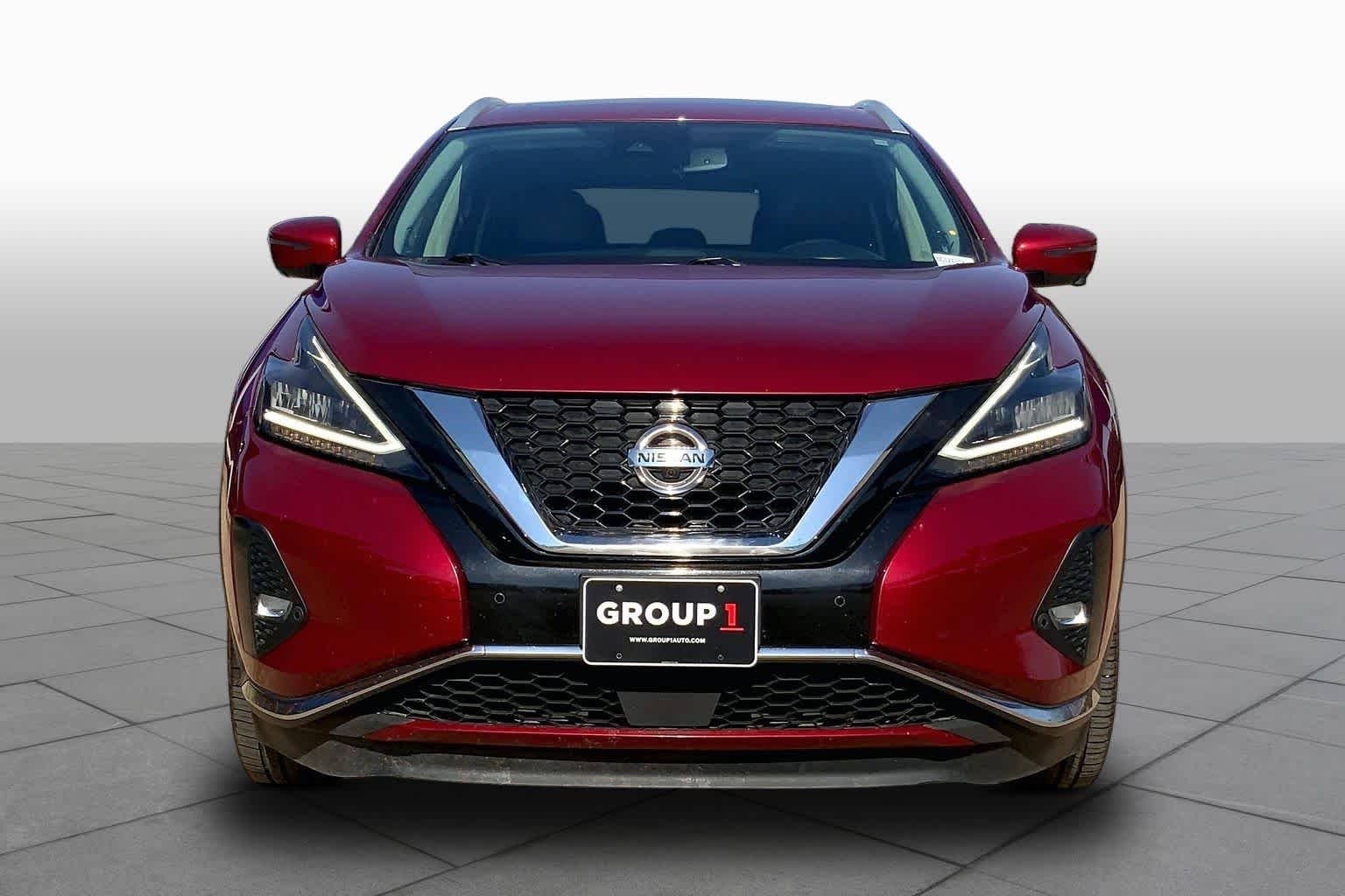 Used 2022 Scarlet Ember Tintcoat Nissan Platinum image 4