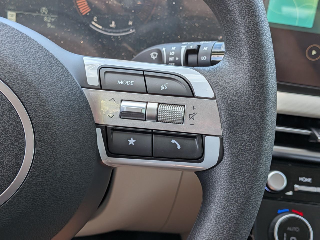 New 2026 Shimmering Silver Hyundai SEL Plus FWD image 24