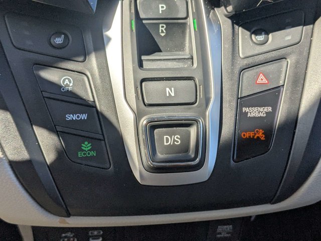 Used 2026 White Honda EX-L image 22