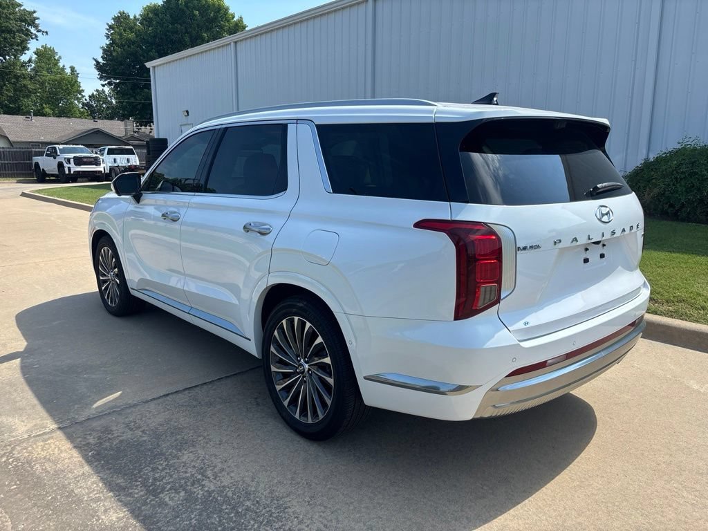 Used 2024 White Hyundai Calligraphy image 7