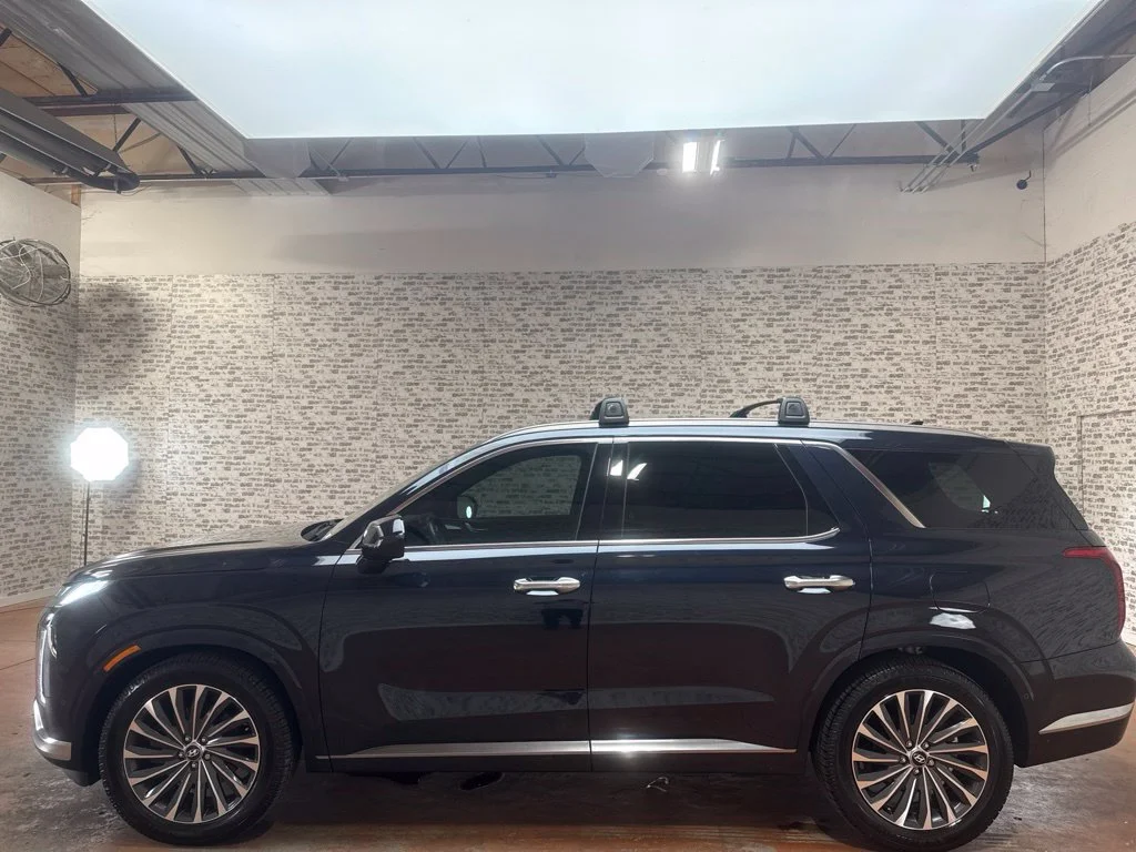 Used 2024 Moonlight Cloud Hyundai Calligraphy image 4