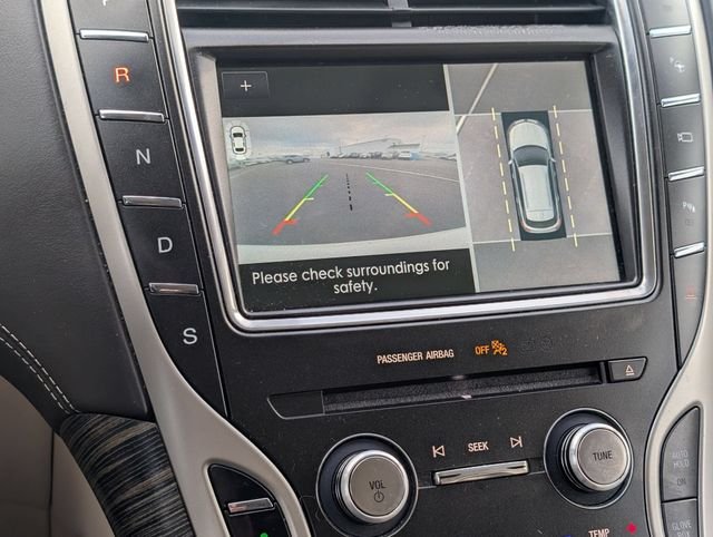 Used 2019 White Lincoln Black Label image 15