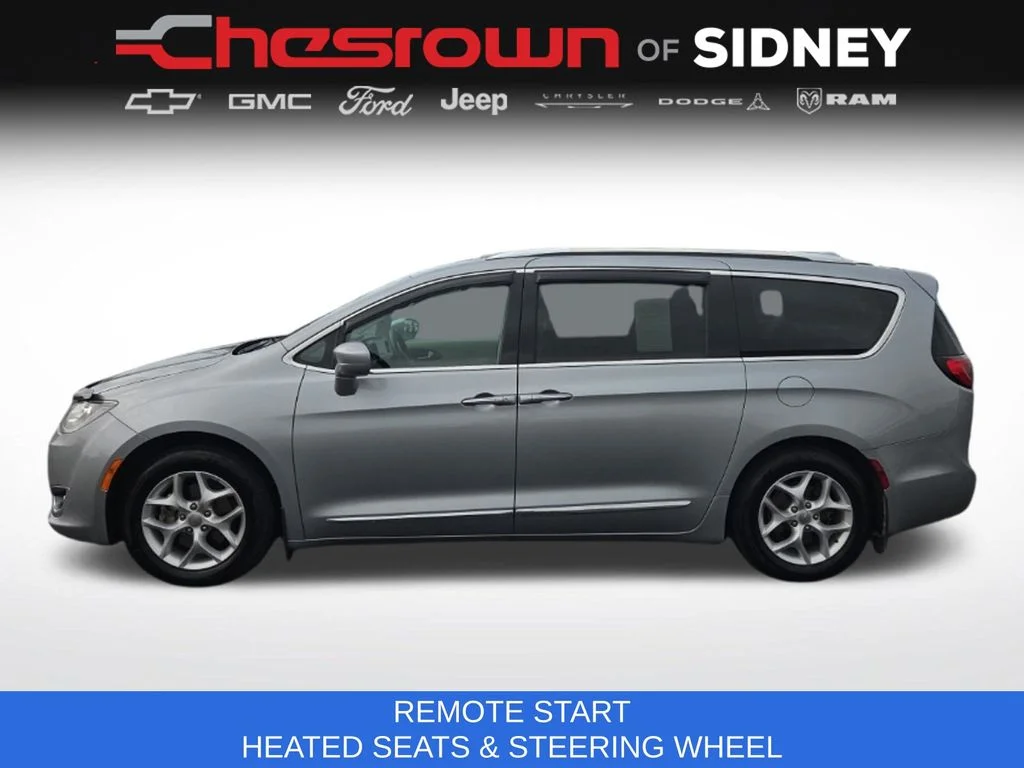 Used 2019 Silver Chrysler Touring L image 8