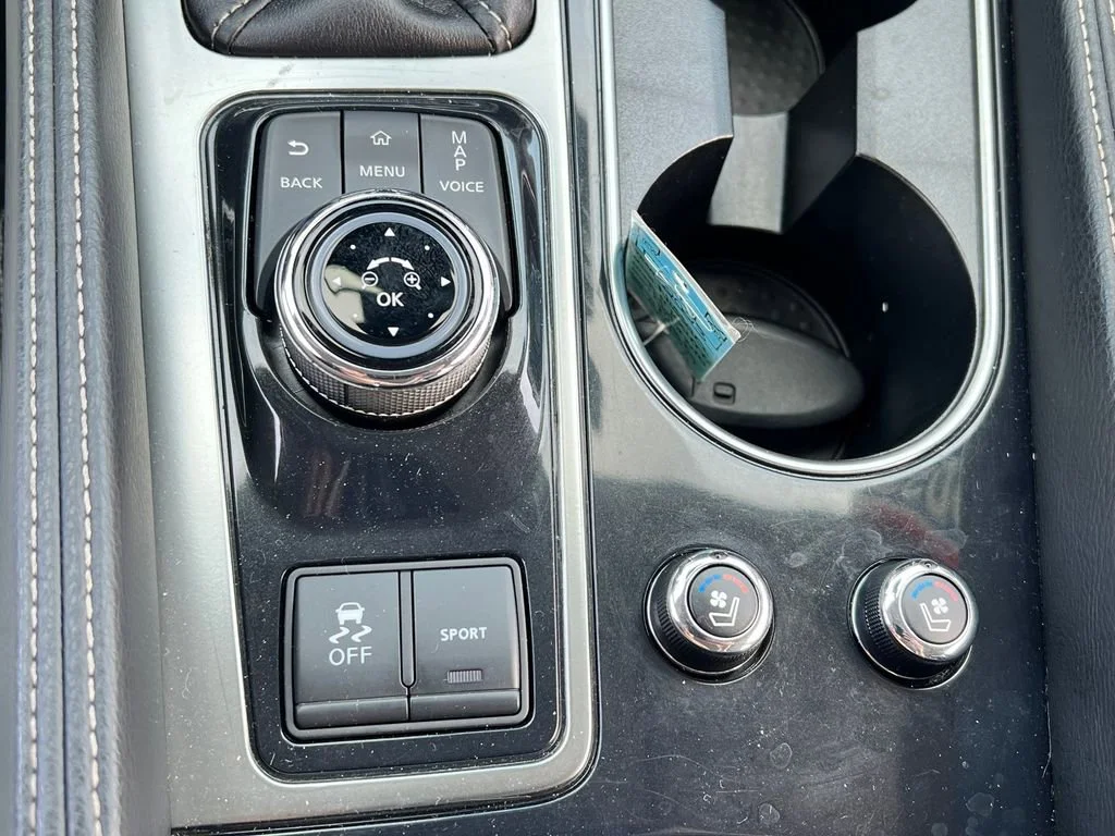 2023 Nissan Maxima Platinum - Photo 25