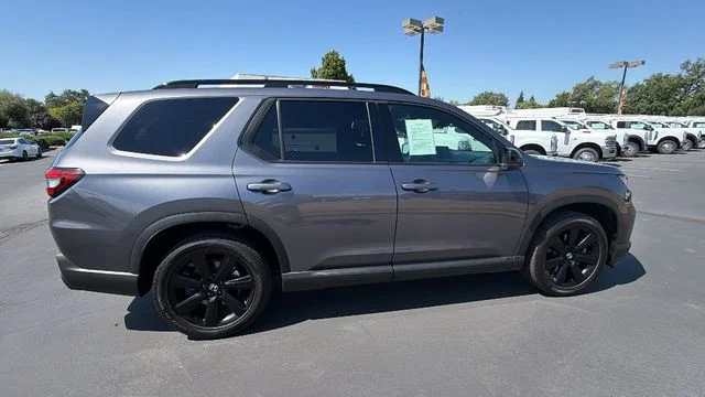 Used 2025 Gray Honda Black Edition image 3