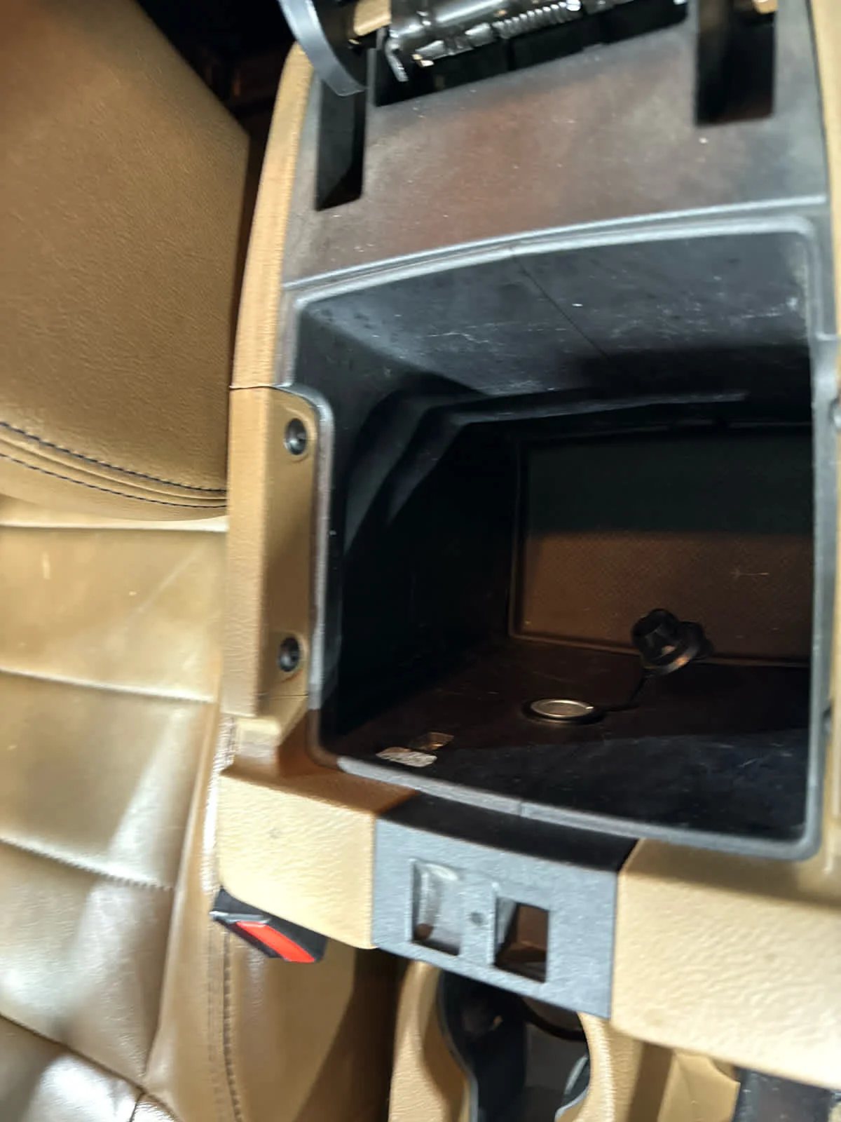 Used 2012 Tan Jeep Rubicon image 21