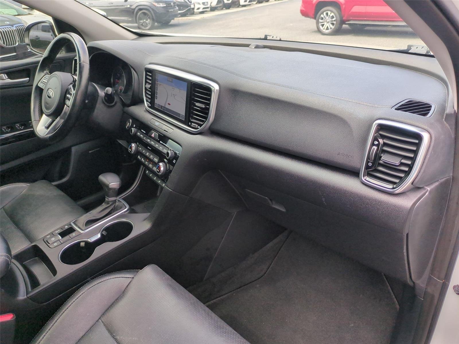 Used 2022 Snow White Pearl Kia EX image 40