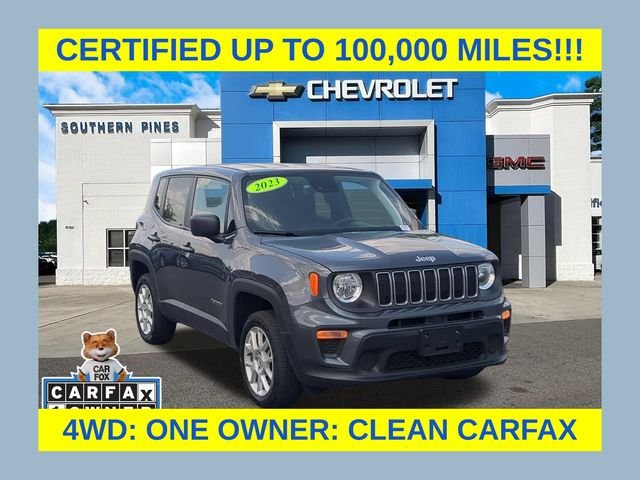 Used 2023 Gray Jeep Latitude image 1