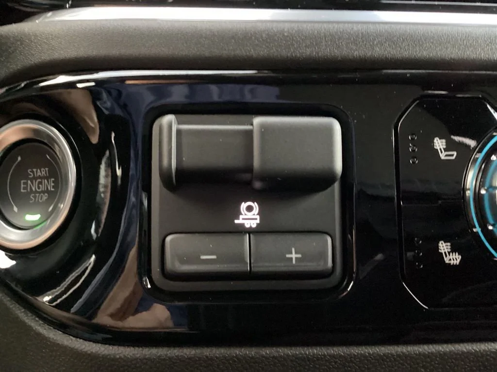 2026 GMC Sierra 1500 SLE - Photo 13