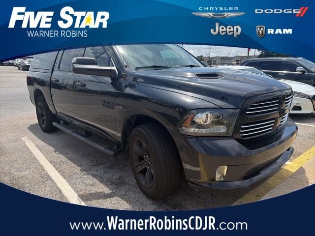 2016 RAM 1500 Sport 4x4 Crew Cab 5'7's photo