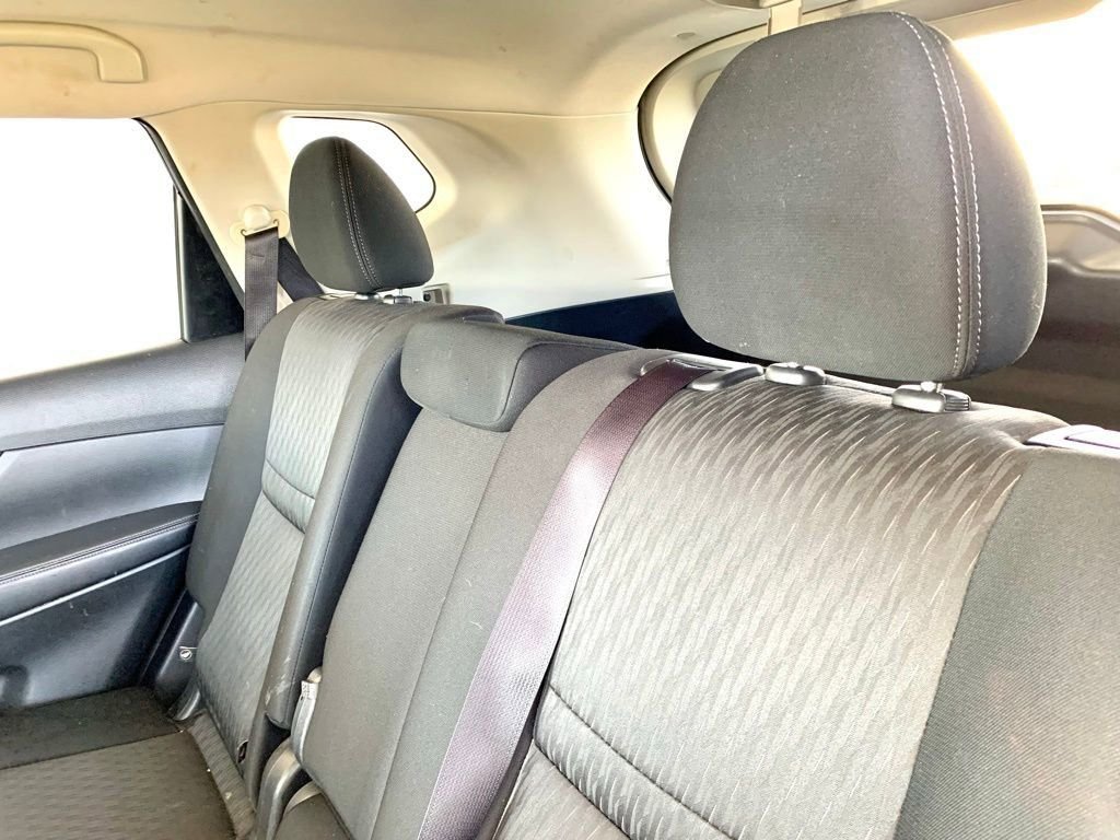 Used 2020 Gray Nissan SV image 12