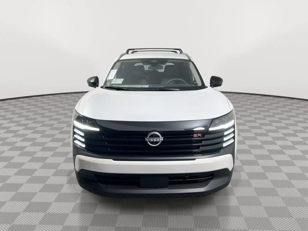 New 2026 White Nissan SR image 3