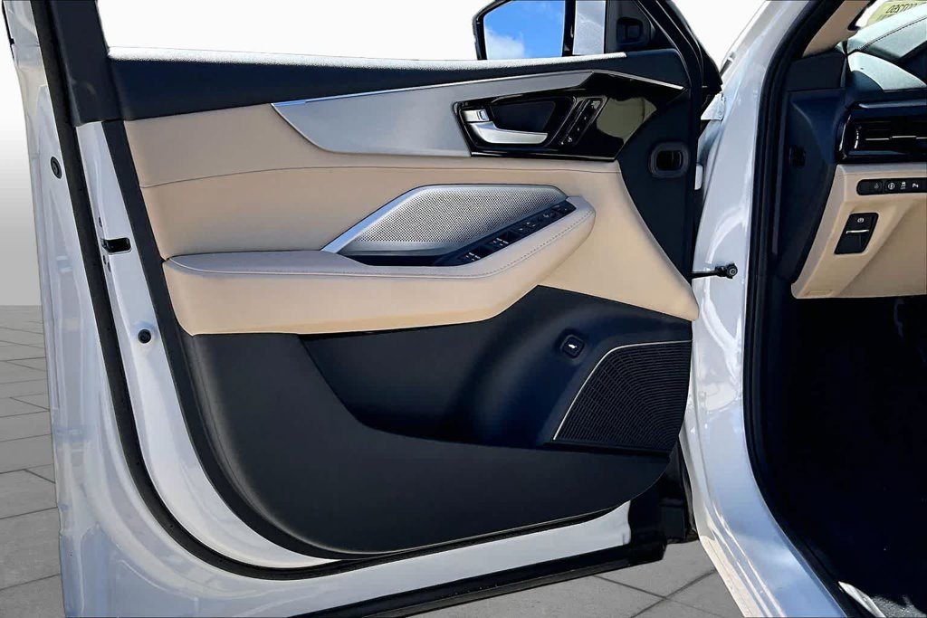 New 2026 White Acura Technology Package image 10