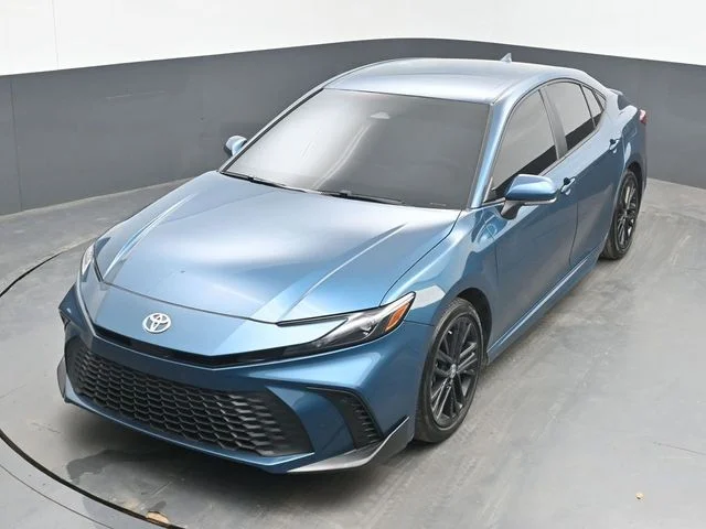 Used 2025 Ocean Toyota SE image 15