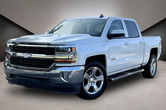 Used 2018 Beige Chevrolet LT image 1