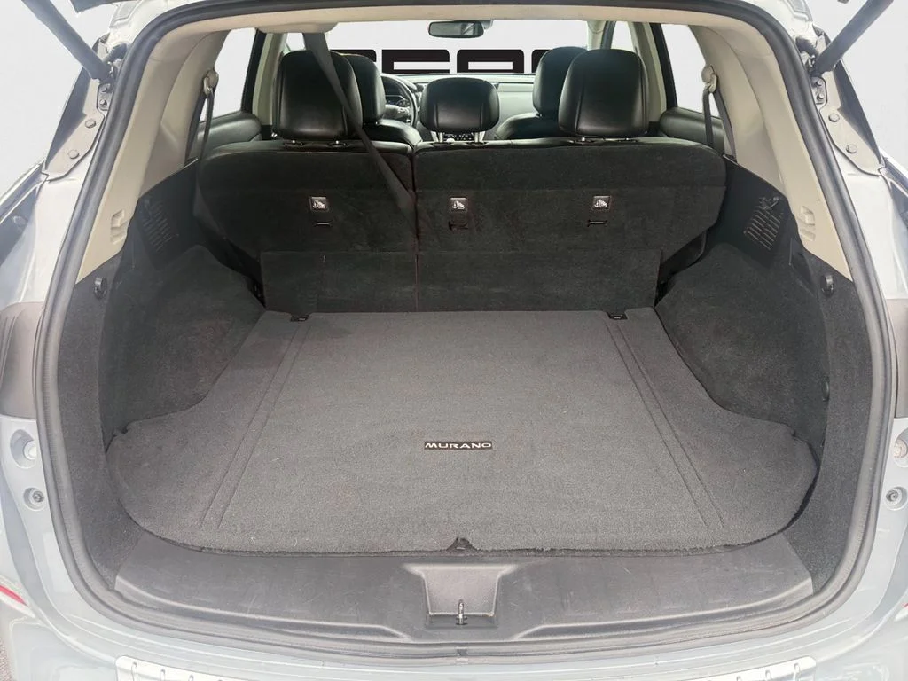Used 2021 Gray Nissan SL image 13