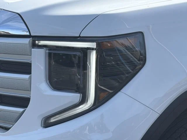 New 2026 Summit White GMC SLE image 9