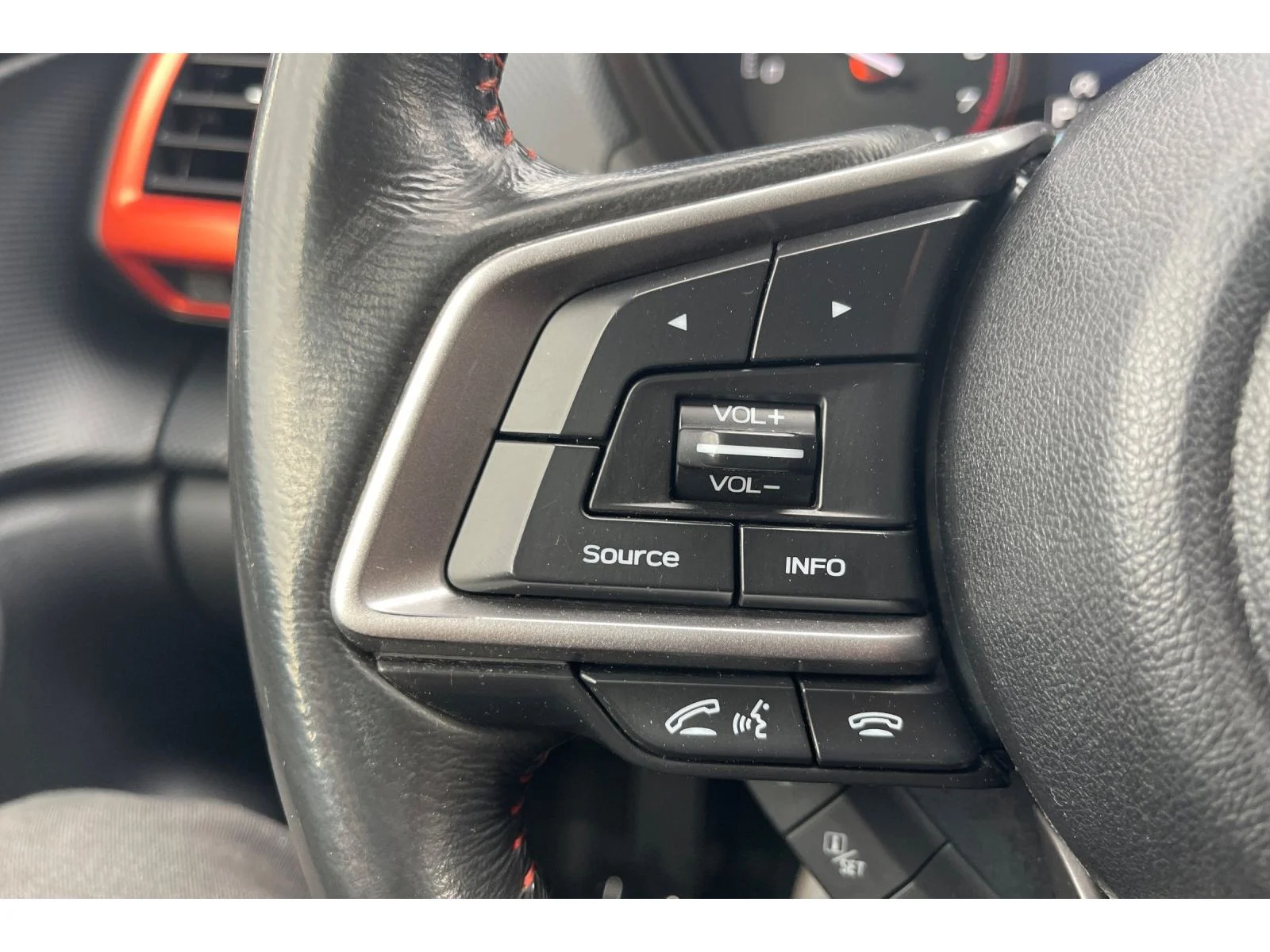 Used 2021 CRYSTAL WHITE PEA Subaru Sport image 33