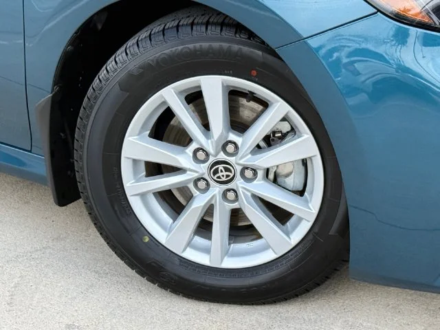 Certified Used 2026 OCEAN GEM Toyota LE image 2