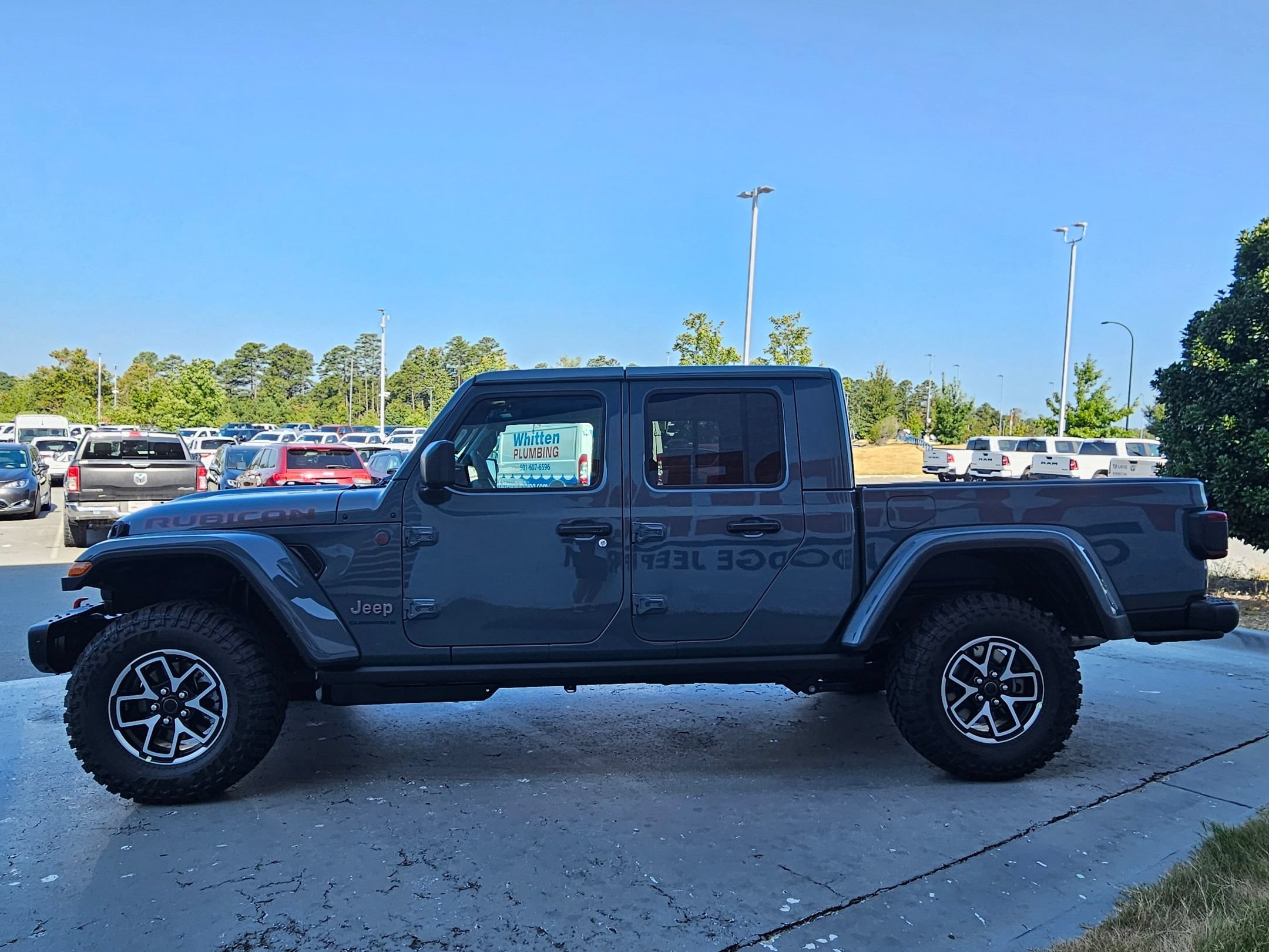 New 2026 Anvil Clear-Coat Exterior Paint Jeep Rubicon X image 4