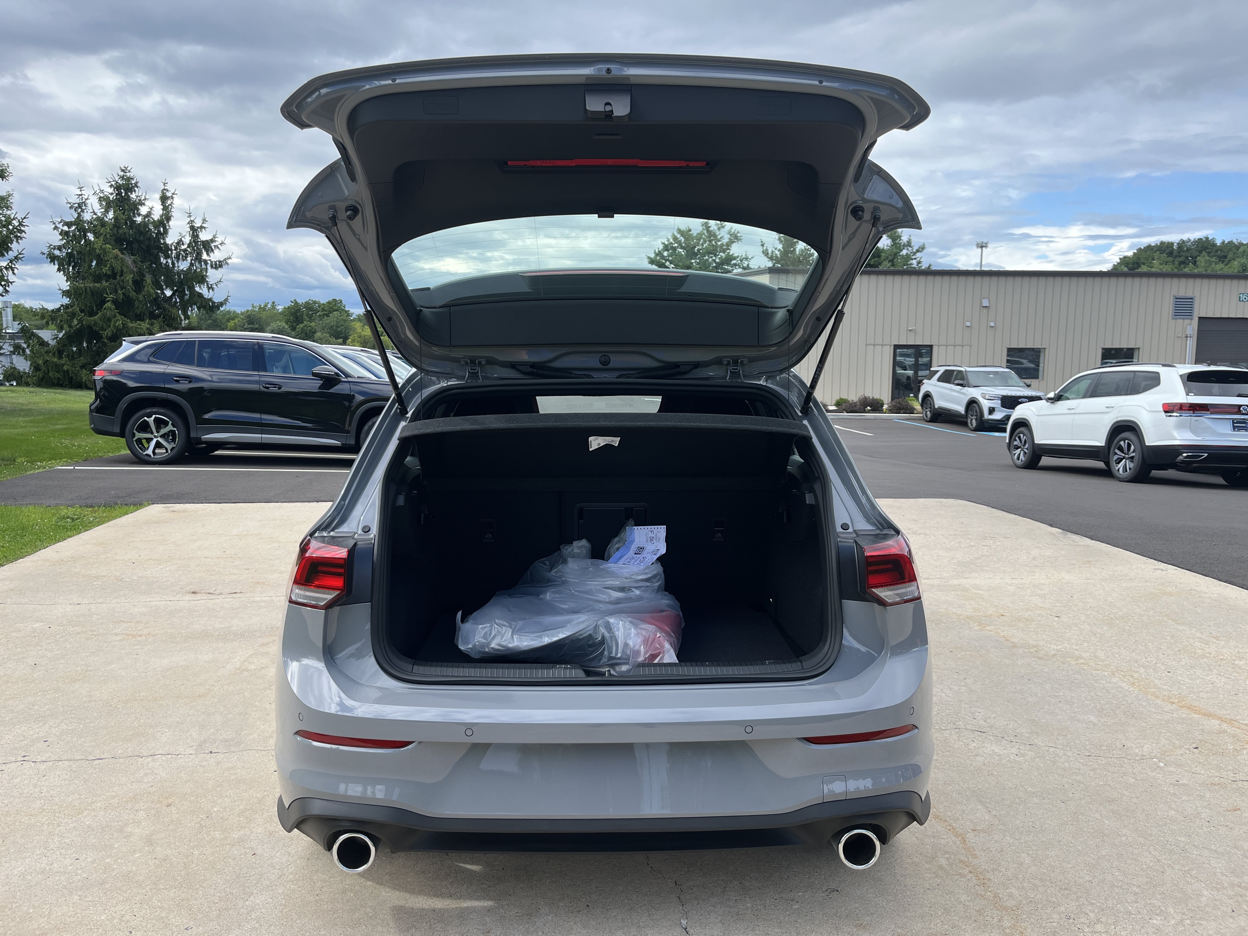 New 2026 Moonstone Gray Volkswagen SE image 14