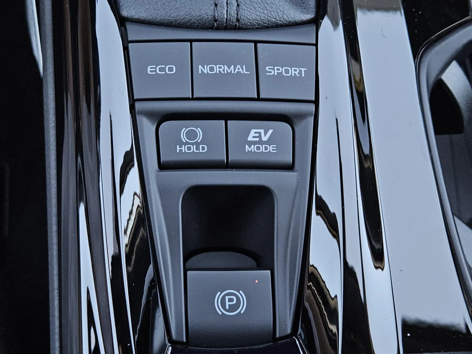 New 2026 Heavy Metal Toyota XSE image 13