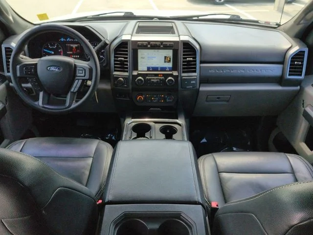 Certified Used 2020 Oxford White Ford XLT image 14