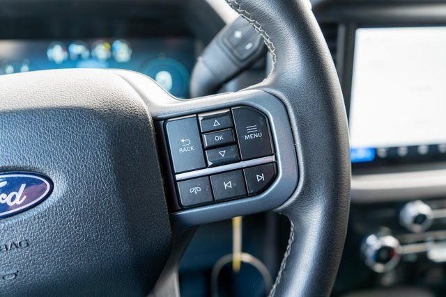 Used 2025  Ford XLT image 24