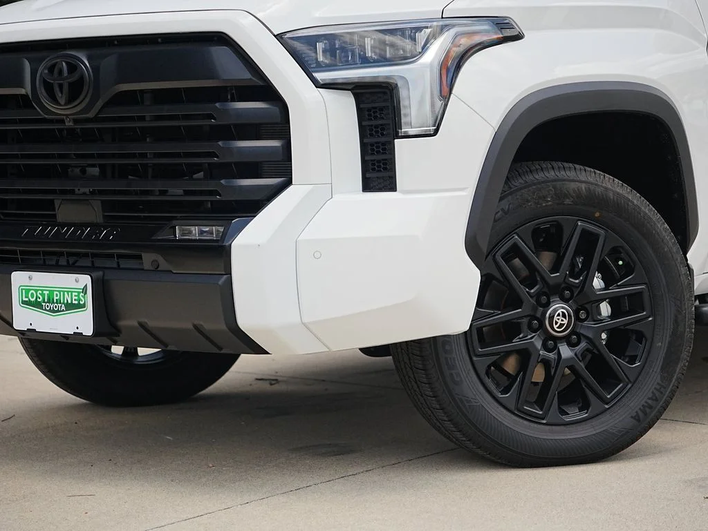 New 2026 Ice Cap Toyota Tundra Limited image 2