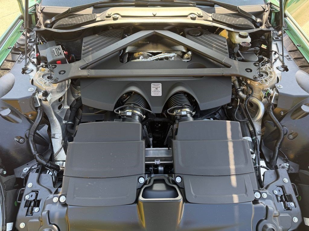 2026 Aston Martin Vantage Base - Photo 20
