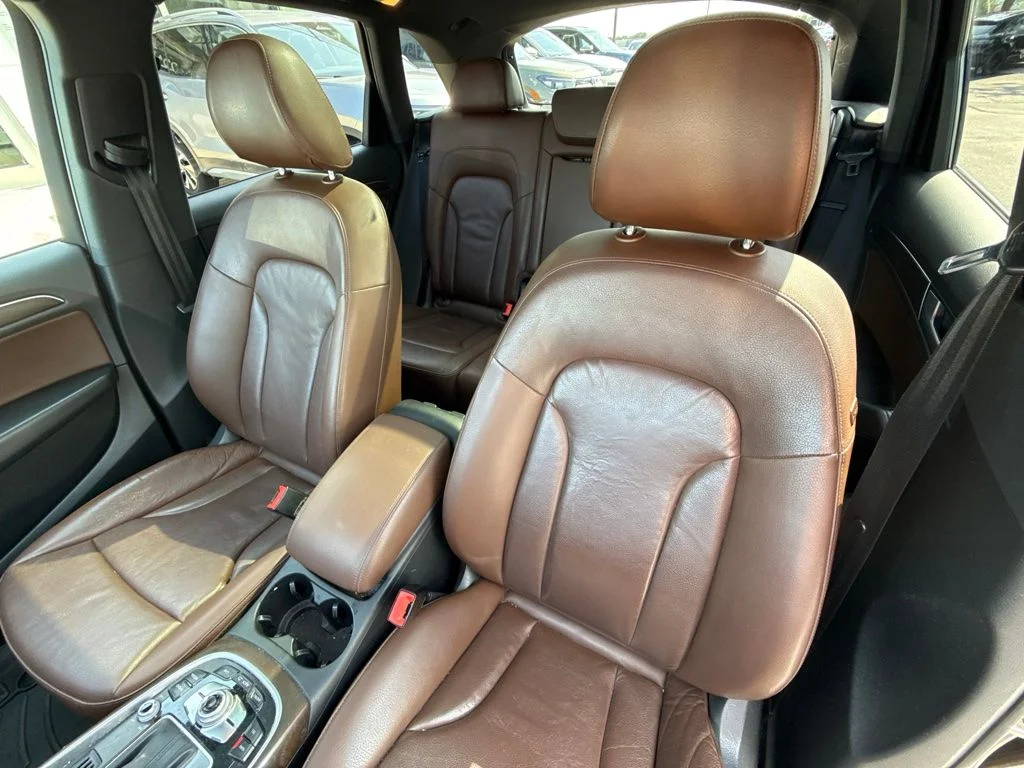 Used 2015 Moonlight Blue Audi 2.0T Premium image 14