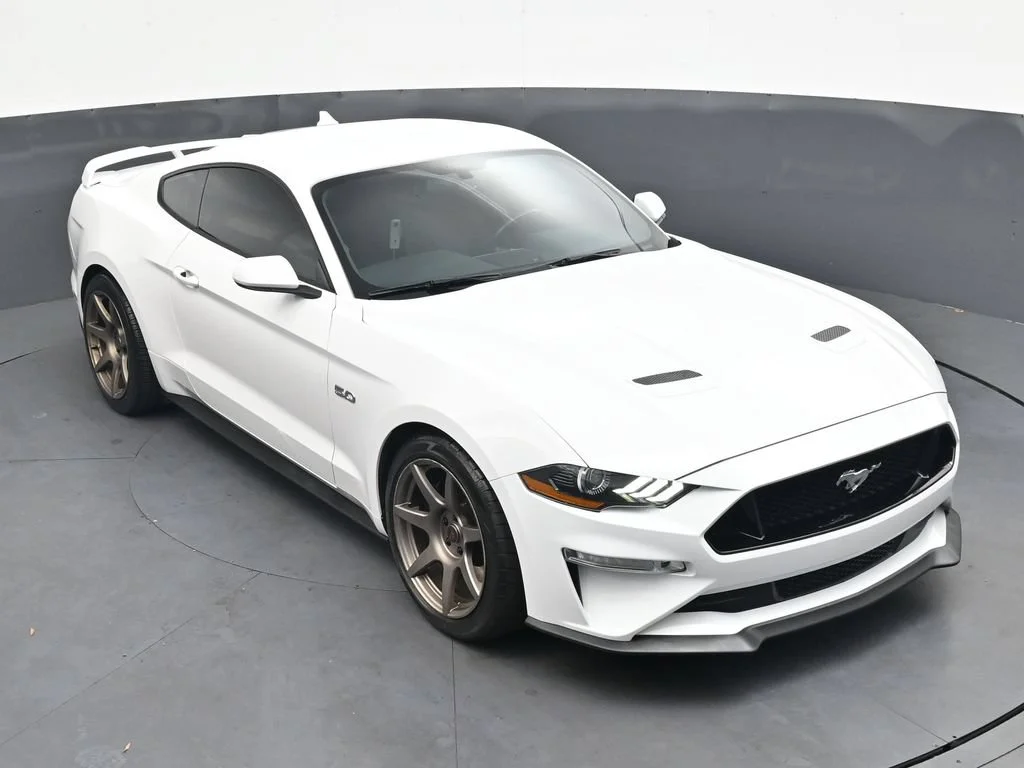 Used 2020 White Ford GT image 23