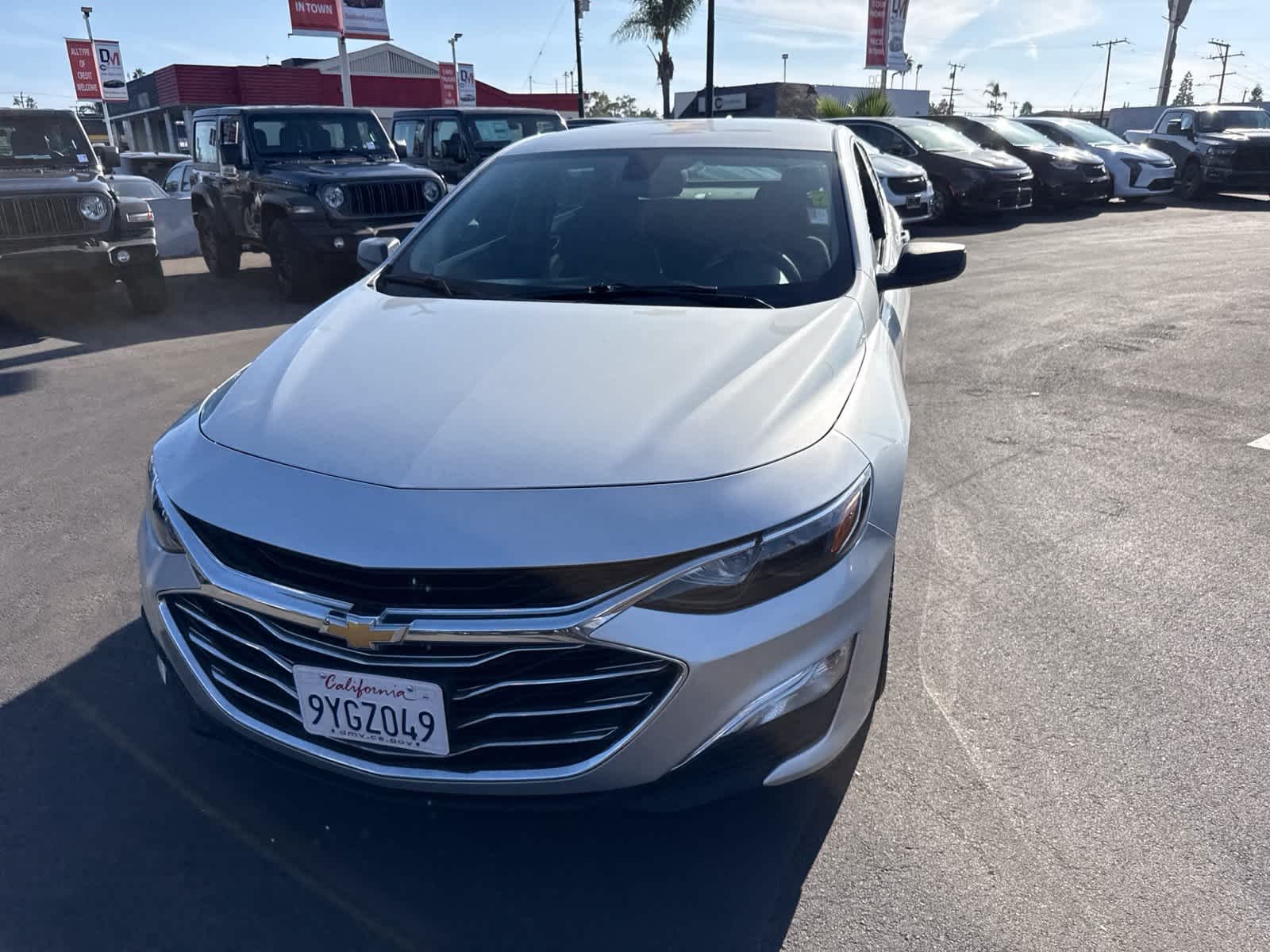 Used 2020 Chevrolet Malibu 1FL with VIN 1G1ZC5ST2LF116801 for sale in Costa Mesa, CA