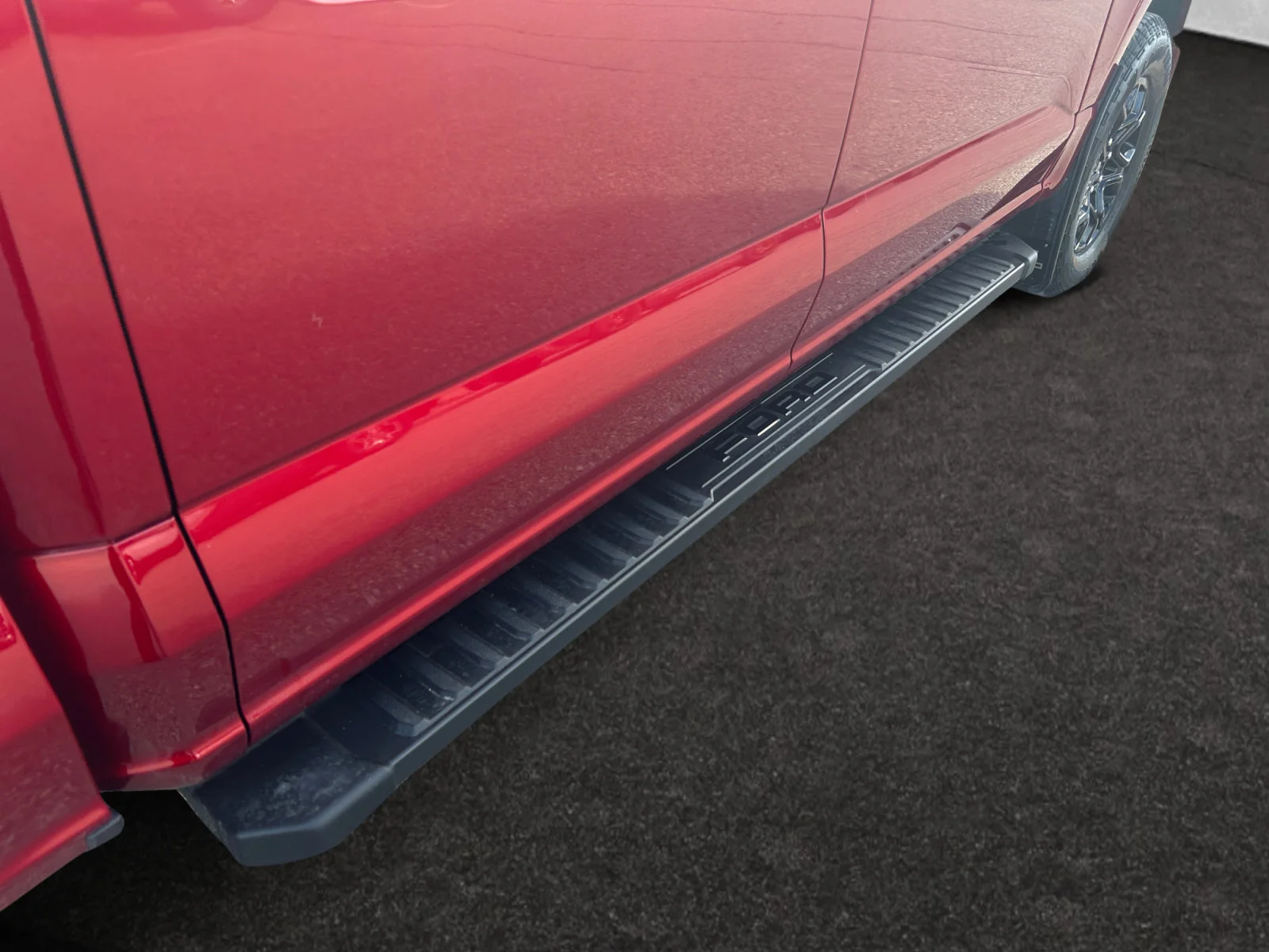 New 2026 Ruby Red Metallic Tinted Clearcoat Ford XLT image 11