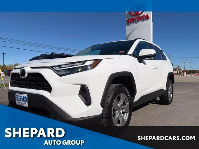 Used 2024 White Toyota XLE image 1