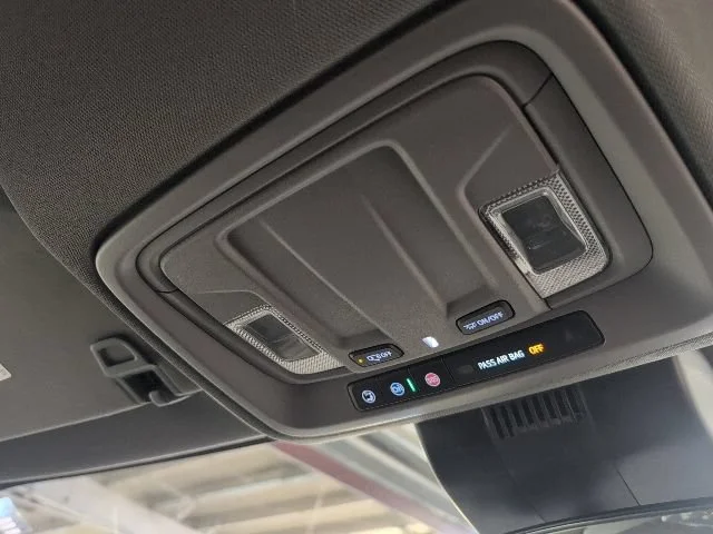 Used 2024 Summit White Chevrolet Custom Trail Boss image 20
