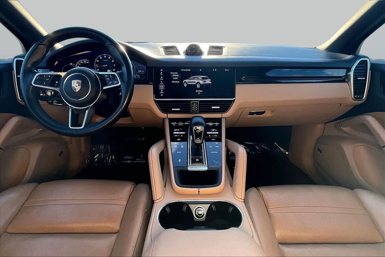 Used 2019  Porsche  image 14