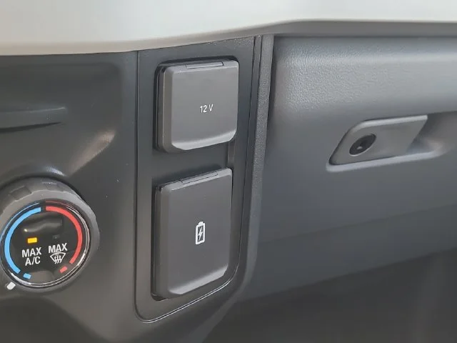 New 2027 Gray Metallic Ford XL 4WD CREW CAB image 25